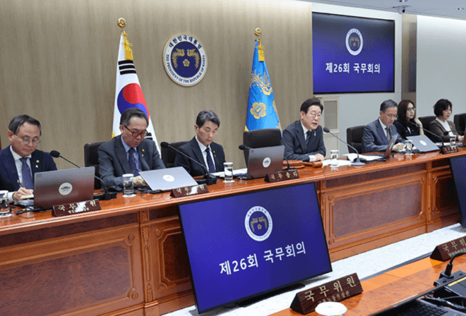 이재명 정부 30.5조 추경 의결...전국민 소비쿠폰 15~50만원 지급